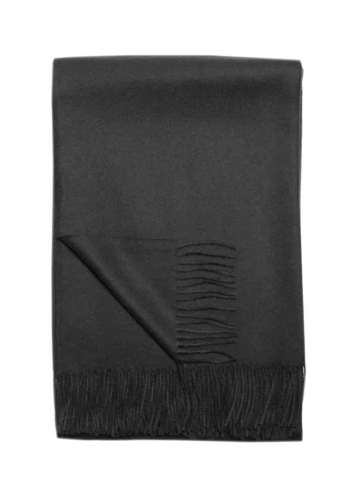 Paris Baby Alpaca Throw in deep black