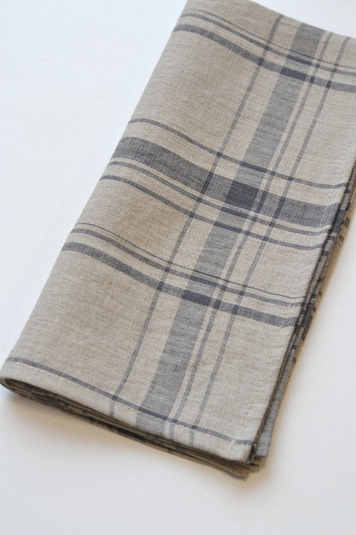Maine Linen Napkin Pewter with Natural Plaid